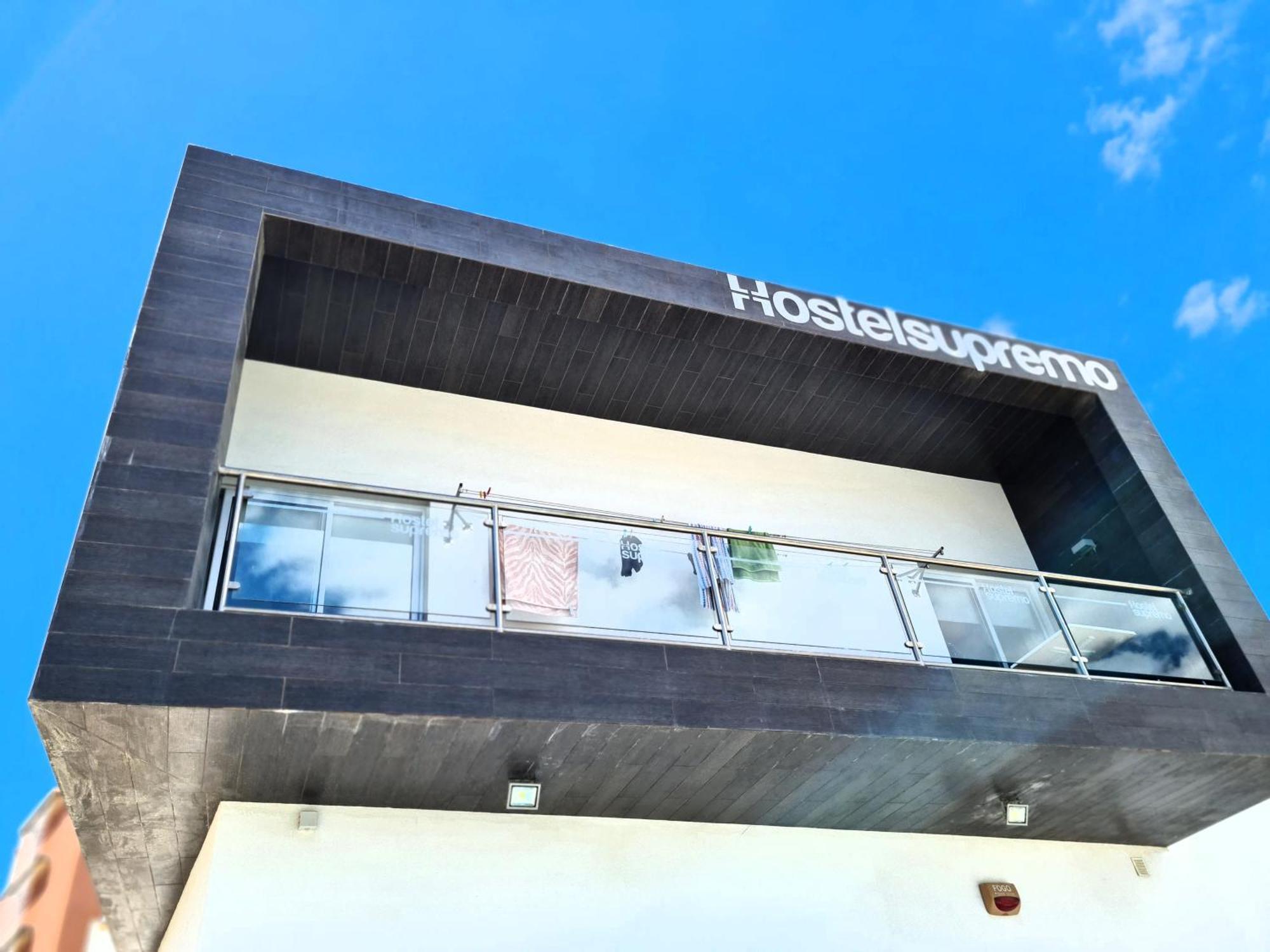 Hostel Supremo Armação de Pêra المظهر الخارجي الصورة