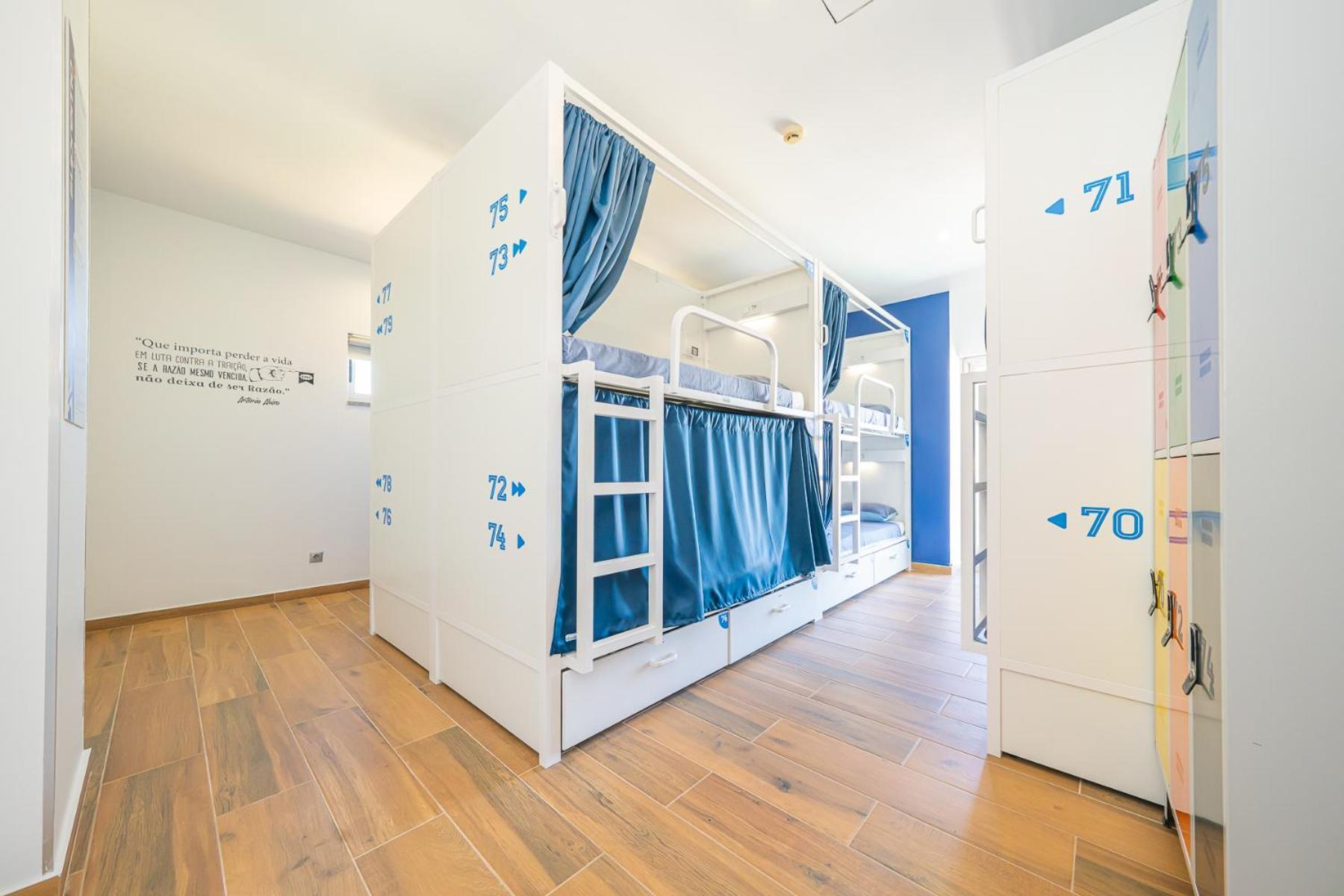 Hostel Supremo Armação de Pêra المظهر الخارجي الصورة